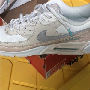Nike Air Max 90 White Beige Sneakers